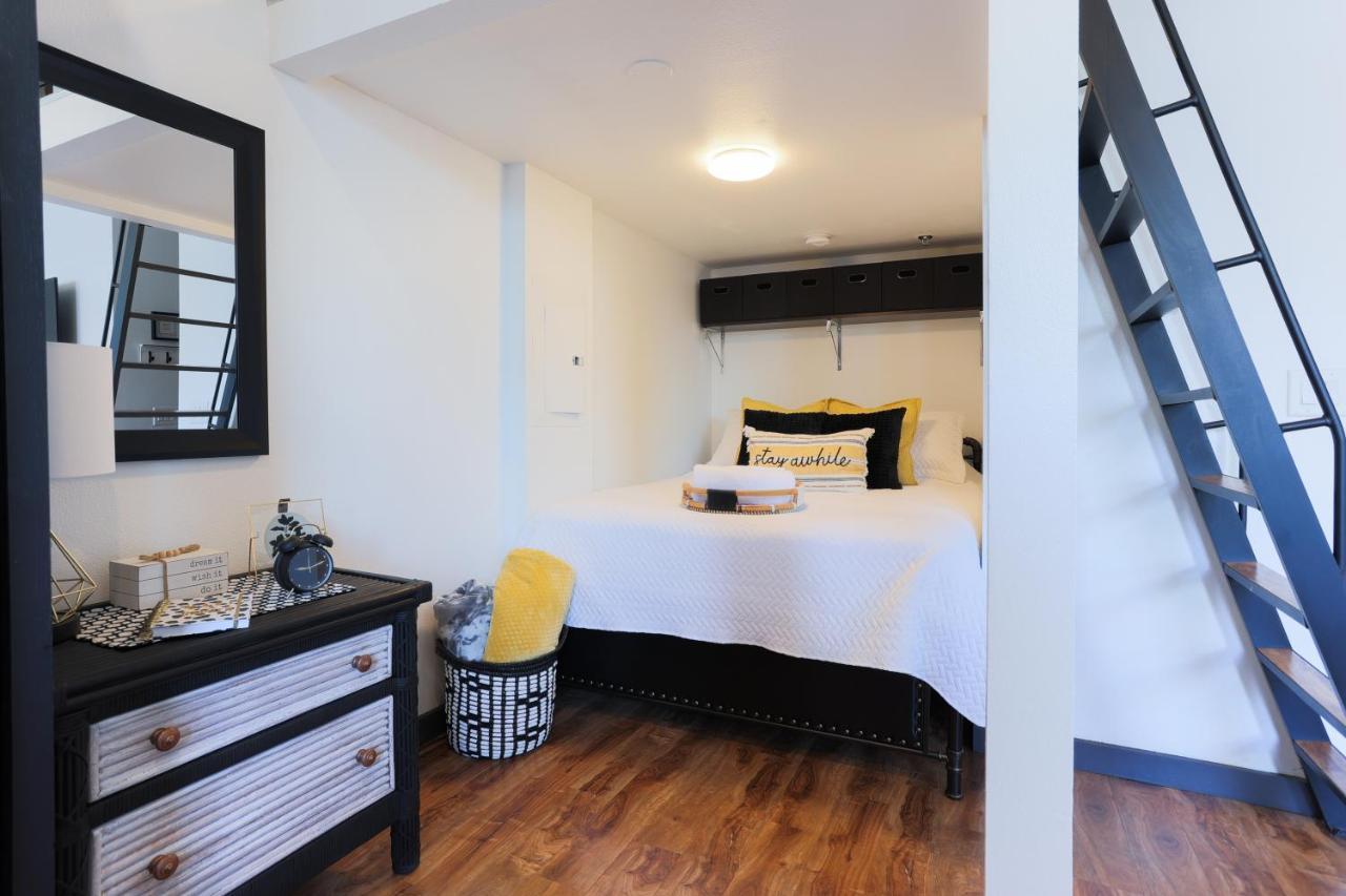 Old West Studio Lofts West Тампа Екстериор снимка