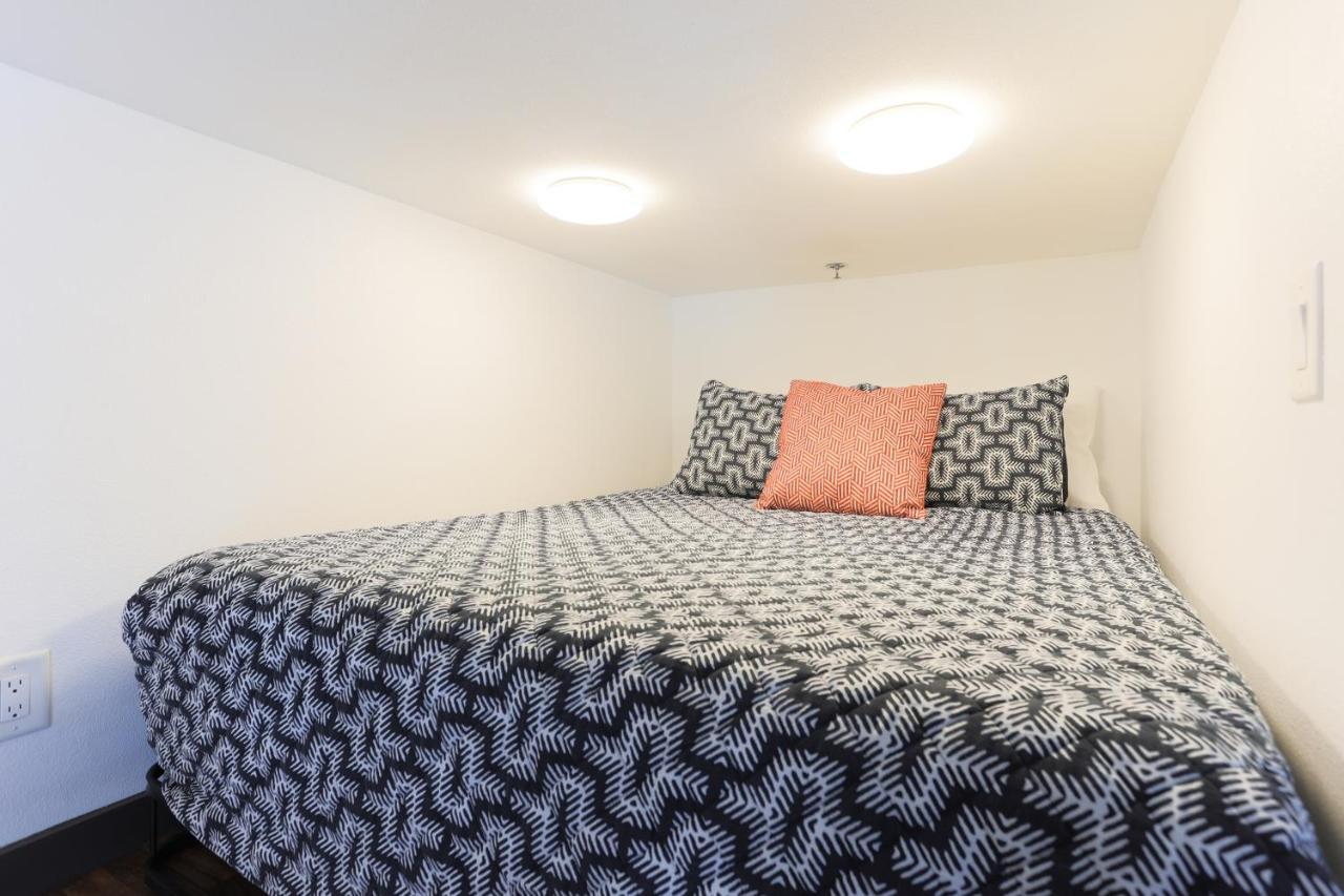 Old West Studio Lofts West Тампа Екстериор снимка