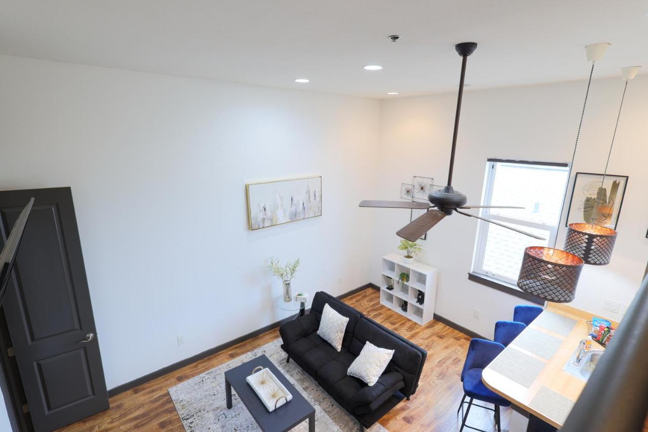 Old West Studio Lofts West Тампа Екстериор снимка