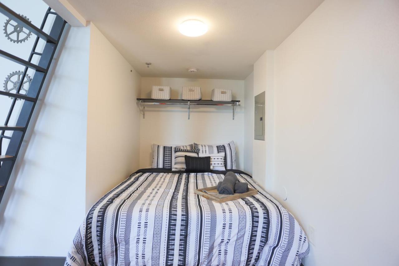 Old West Studio Lofts West Тампа Екстериор снимка