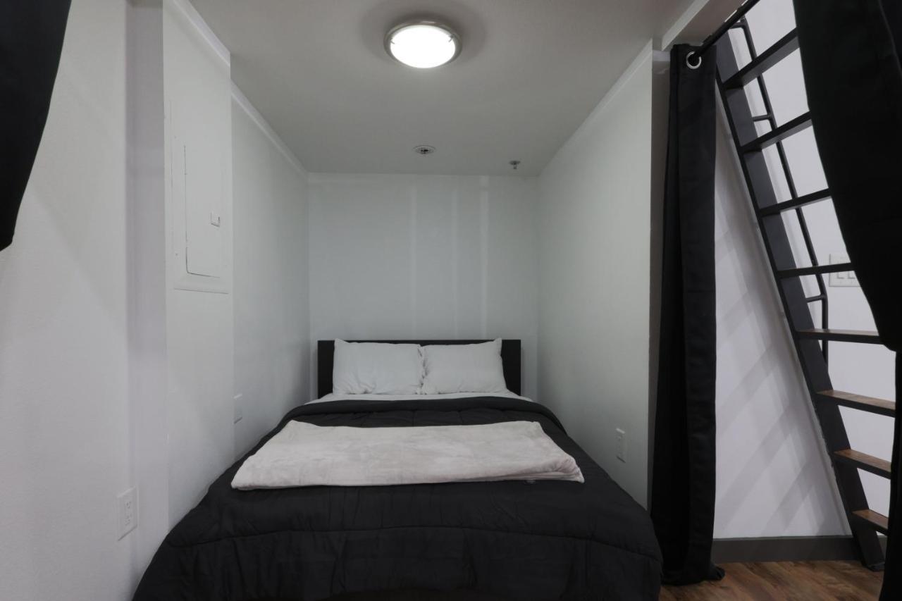 Old West Studio Lofts West Тампа Екстериор снимка