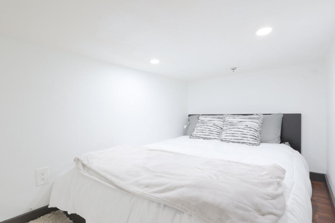 Old West Studio Lofts West Тампа Екстериор снимка