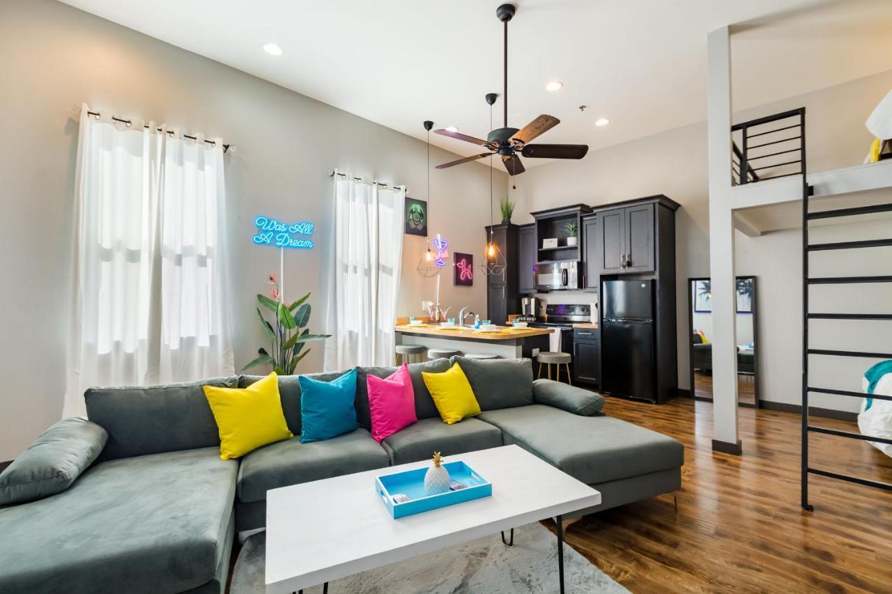 Old West Studio Lofts West Тампа Екстериор снимка