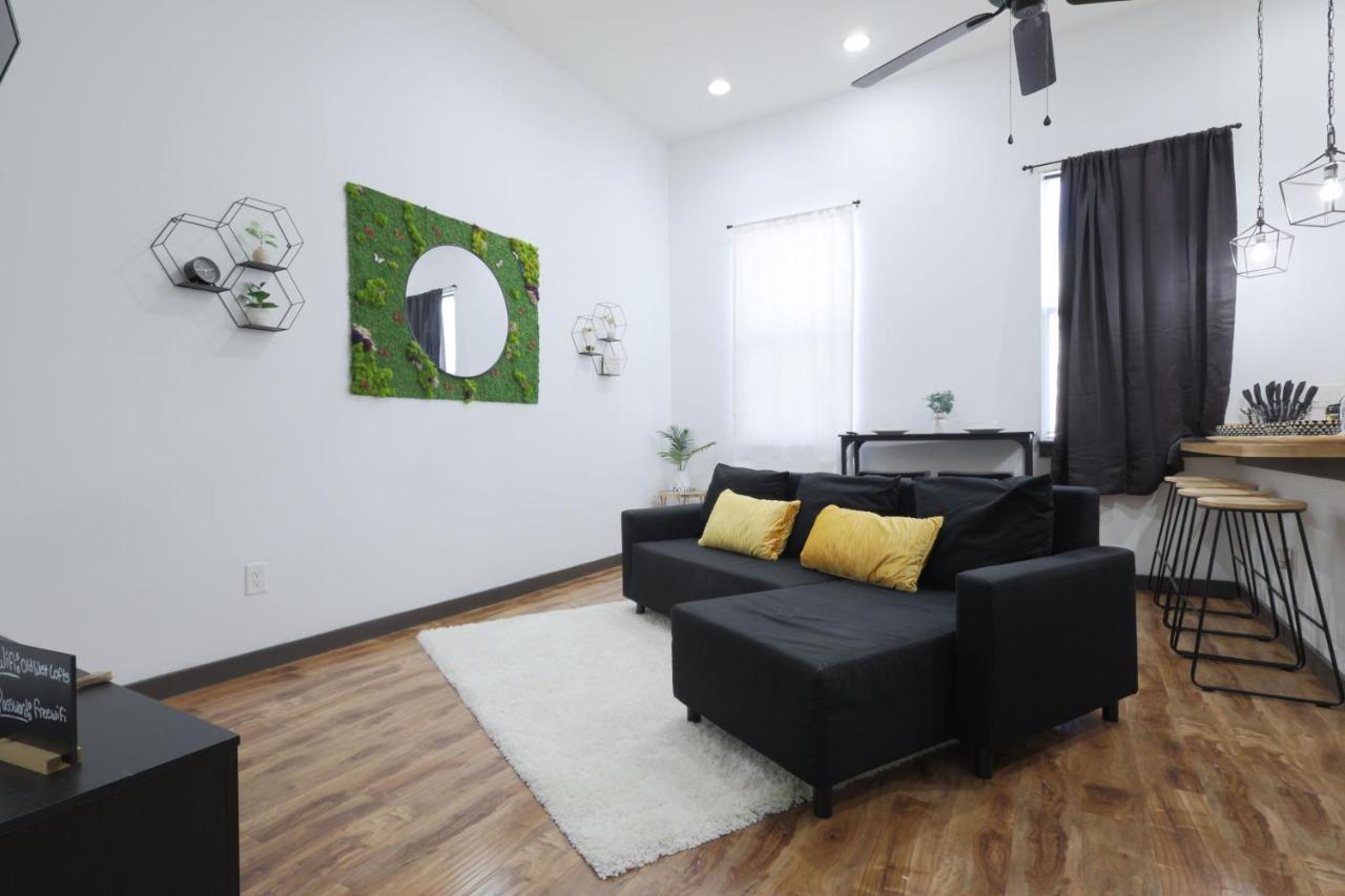 Old West Studio Lofts West Тампа Екстериор снимка